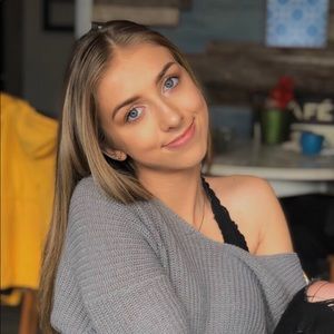 Meet your Posher, Lexi